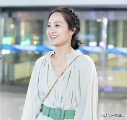 娱乐吃瓜酱衣服,揭秘明星们的时尚衣橱